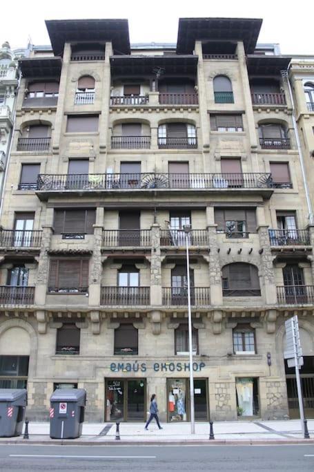 Appartamento La Casa Del Arbol San Sebastián Esterno foto